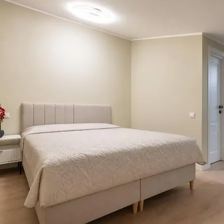 Appartement Quiet Near Old Town By Vandore Heritage Riga